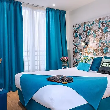 Boheme Hotel