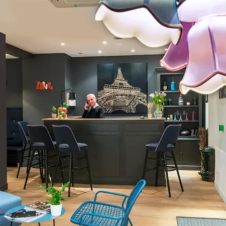 Boheme Hotel