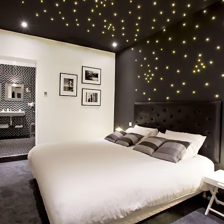 Hotel Boheme