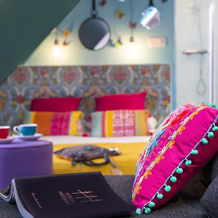 Hotel Boheme 3*
