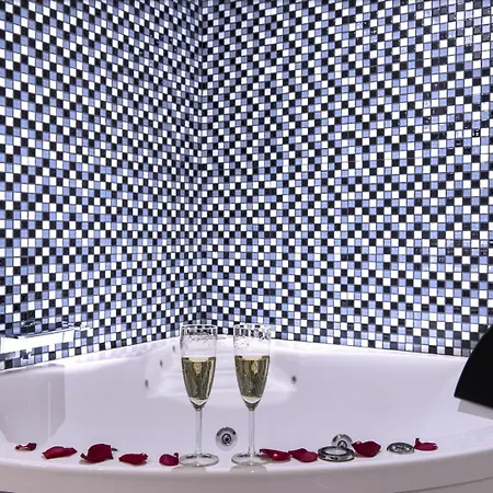 Hotel Boheme 3*